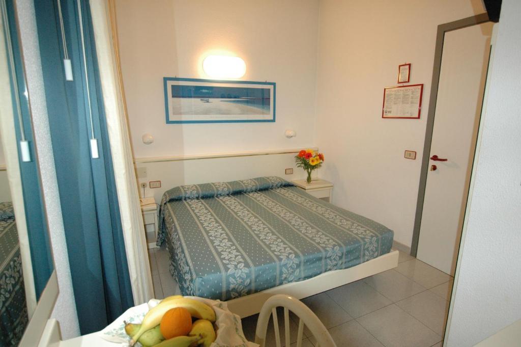 Hotel Crystal Portoferraio Quarto foto